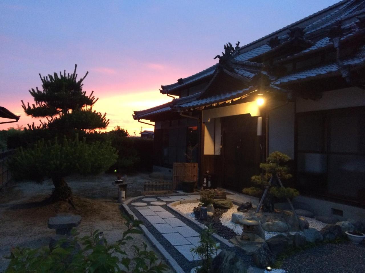Imabari Railway Station しまなみ海道お宿ぽんぽこ المظهر الخارجي الصورة